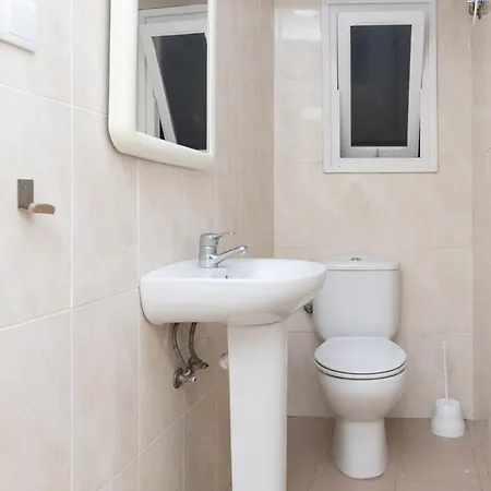 Provence, 5º-18 Apartment